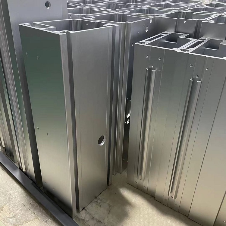 Säulen-Aluminiumprofil Ladesäulengehäuse aus Aluminium Werkslose Produktion